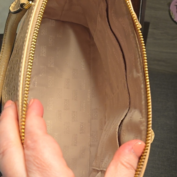 Michael Kors Oyster Cindy Domed Zip MK Embossed Satchel Bag - Picture 5 of 7